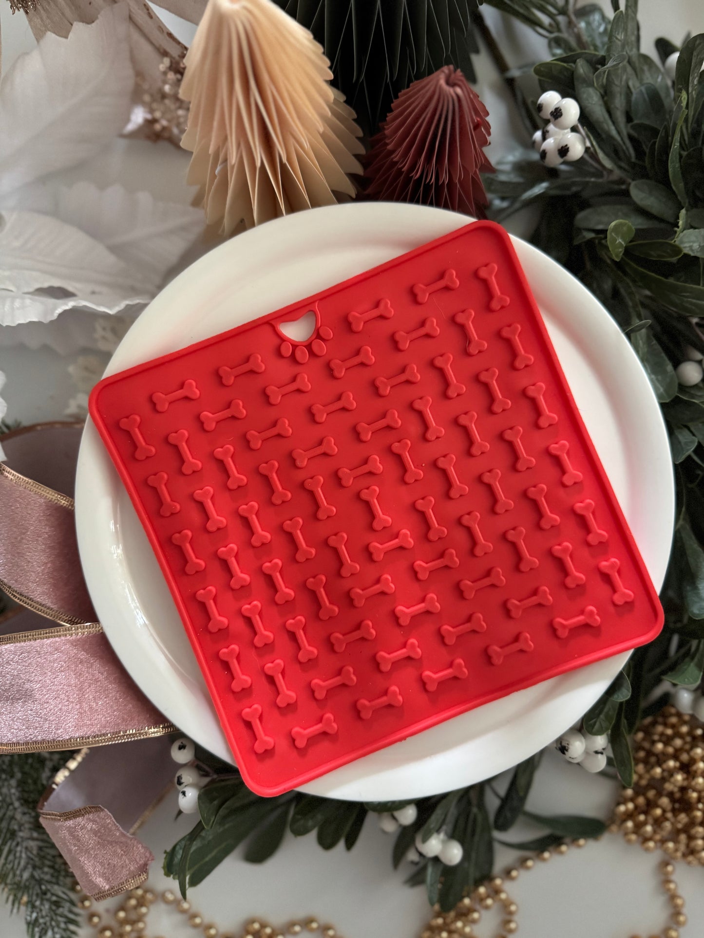 Good Dog Christmas Bones Lick Mat