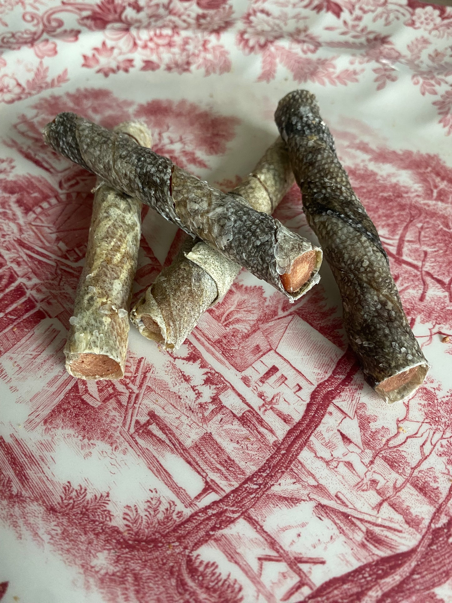 Mini Salmon Skin Meaty Rolls