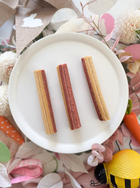 Beetroot, Blueberry & Coconut Flower Sticks | Veggie Chew