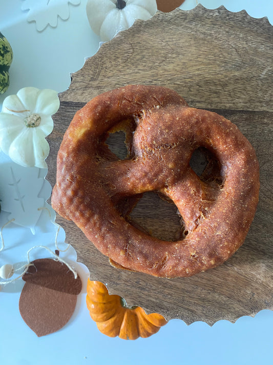 Chicken Coated Collagen Pretzel | Large