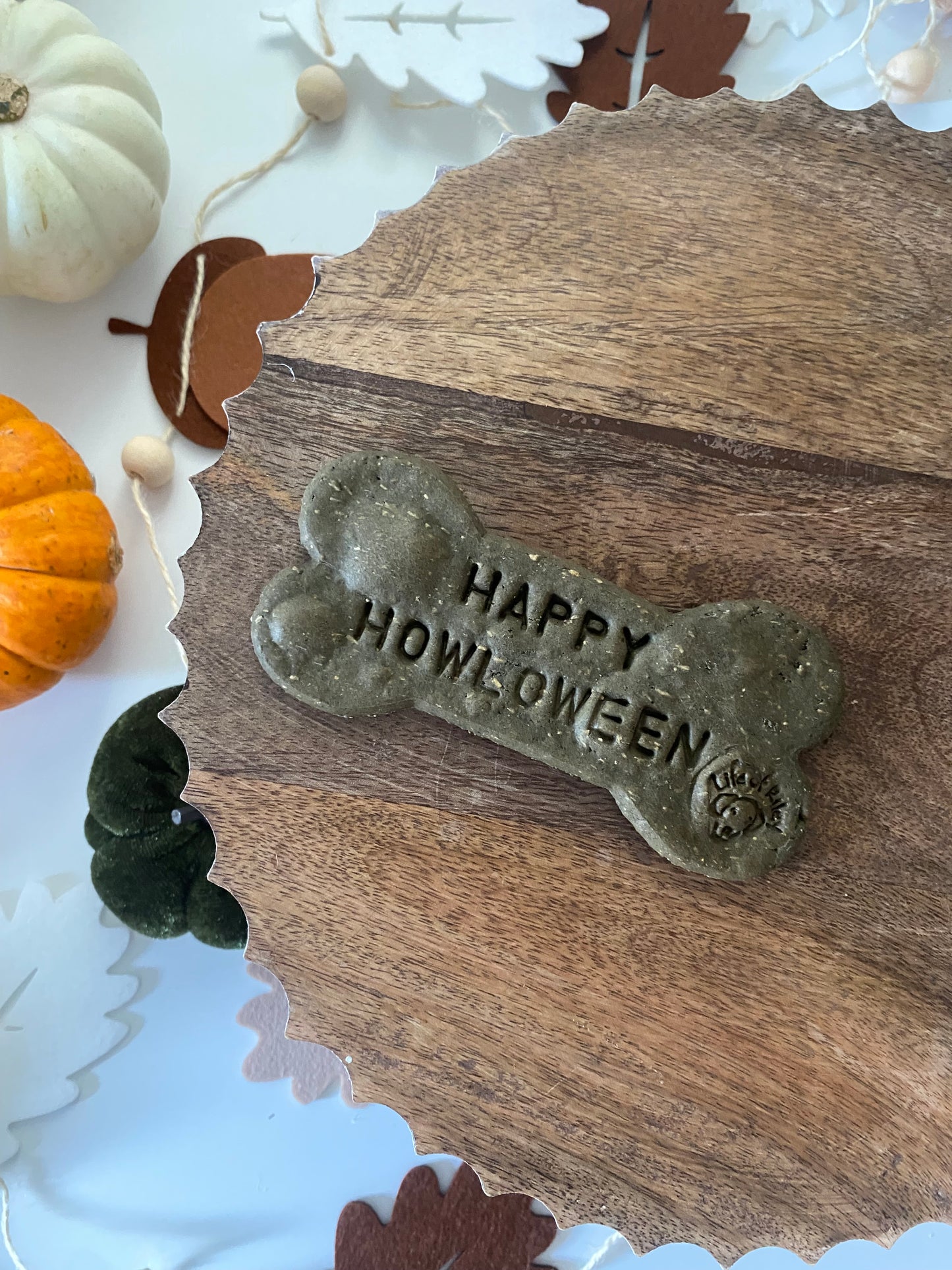 Happy Howloween Biscuit Bone | Life of Riley