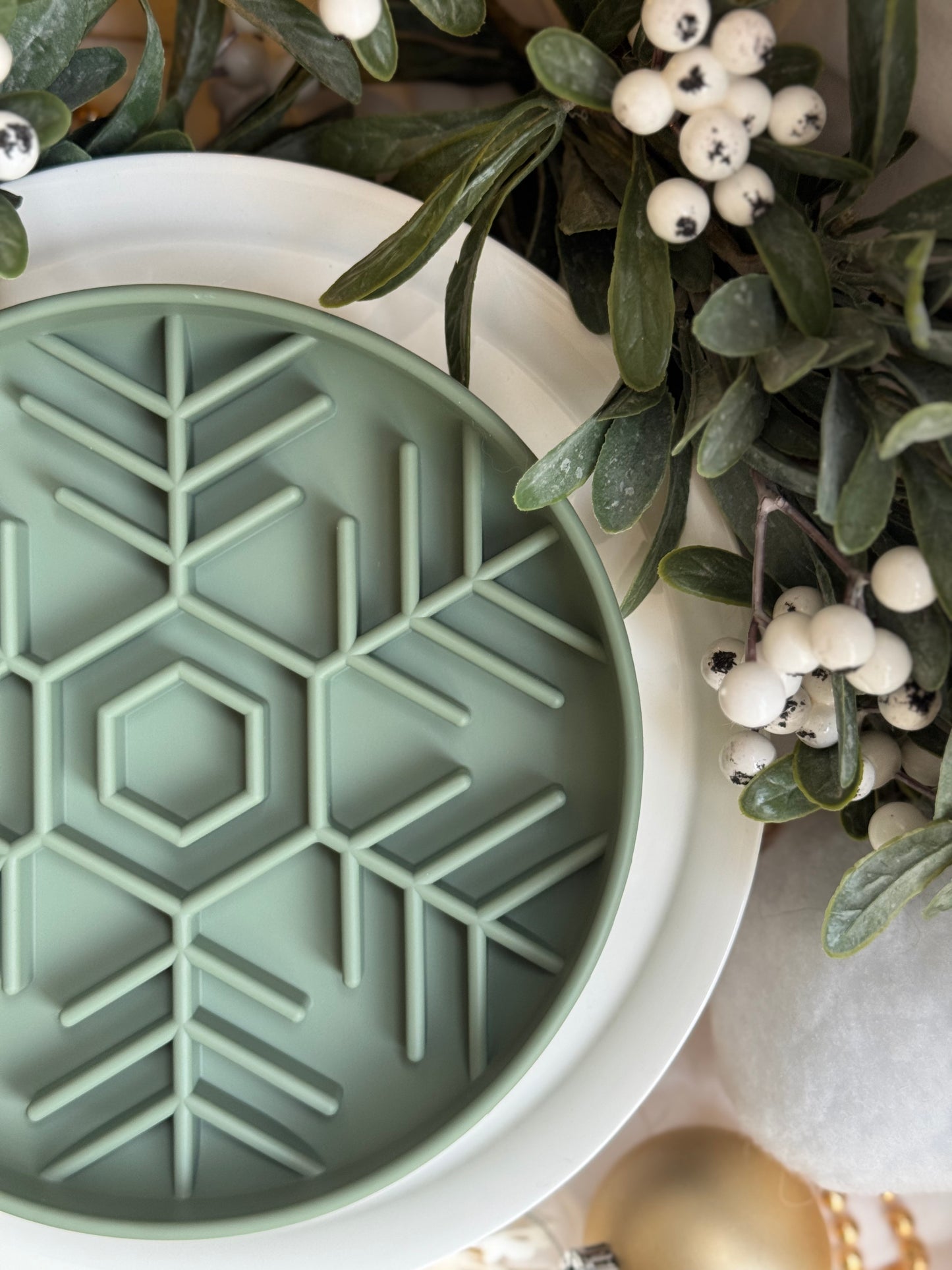 Snowflake Slow Feeder | Green